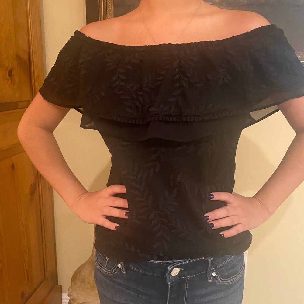 WHBM TOP